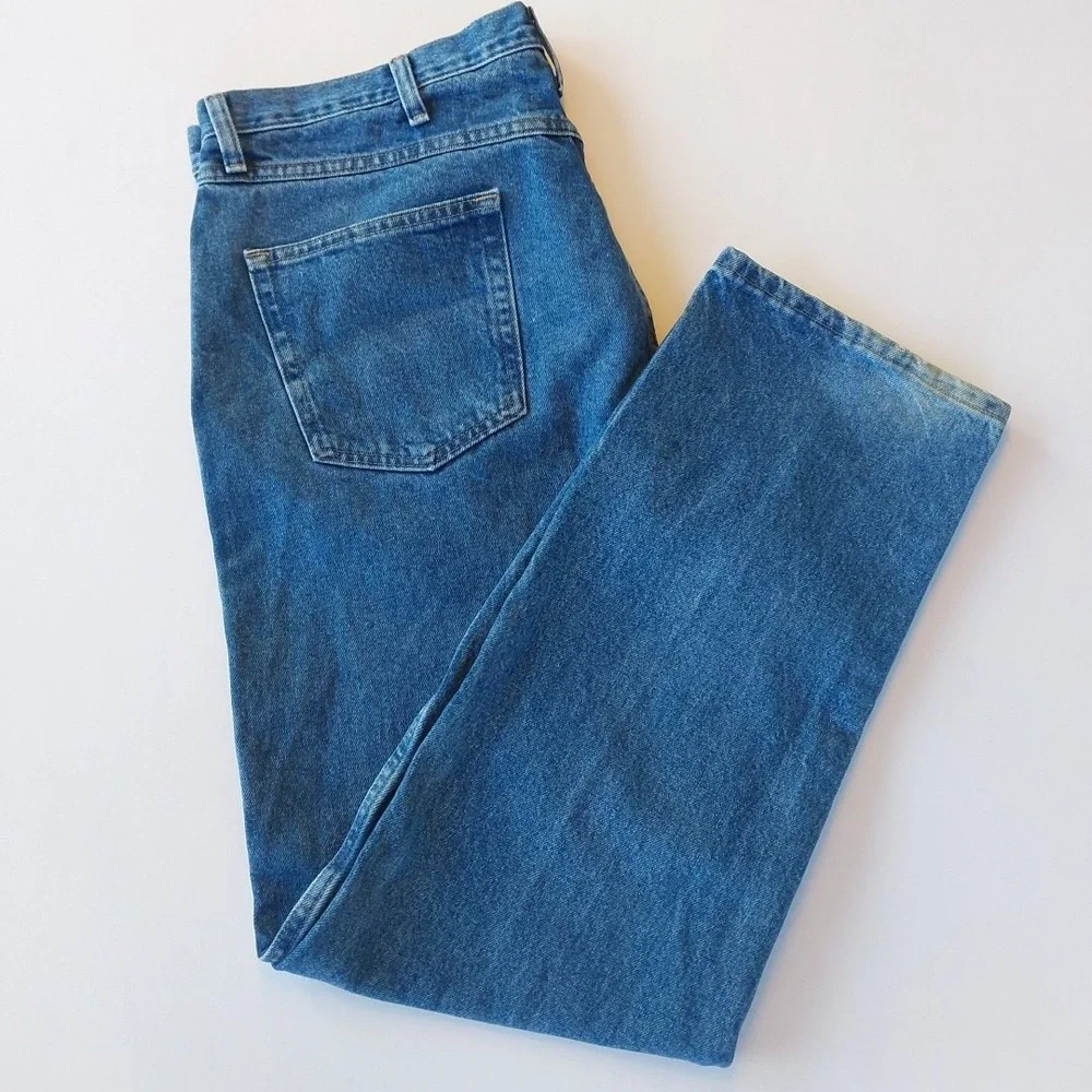 Wrangler Men's size 40x32 Med Wash Blue Denim Jeans Regular Fit‎